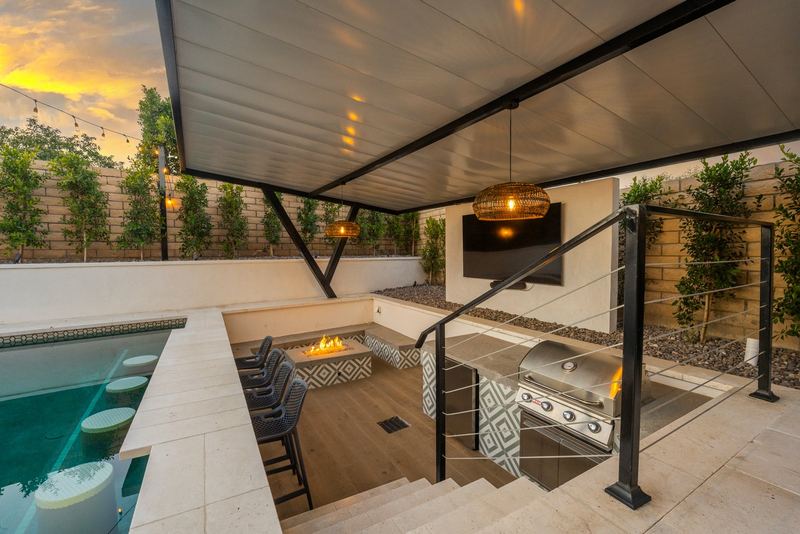 Happy Elephant: Multi-family Pool & Games Retreat