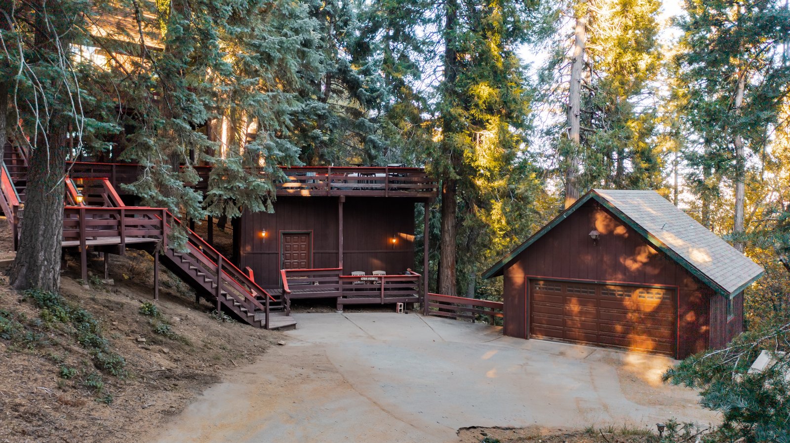 Lake Arrowhead Skyforest Chalet -Newly Remodeled 