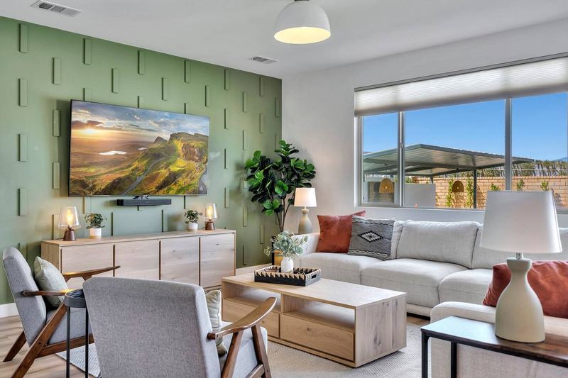 High Noon - New, Incredibly designed Pool Home 